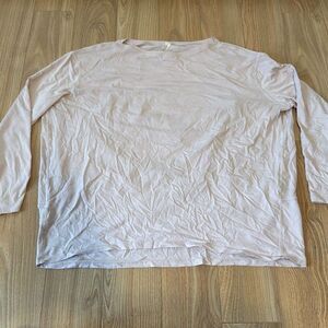 Lululemon pink long sleeve loose t-shirt size 6